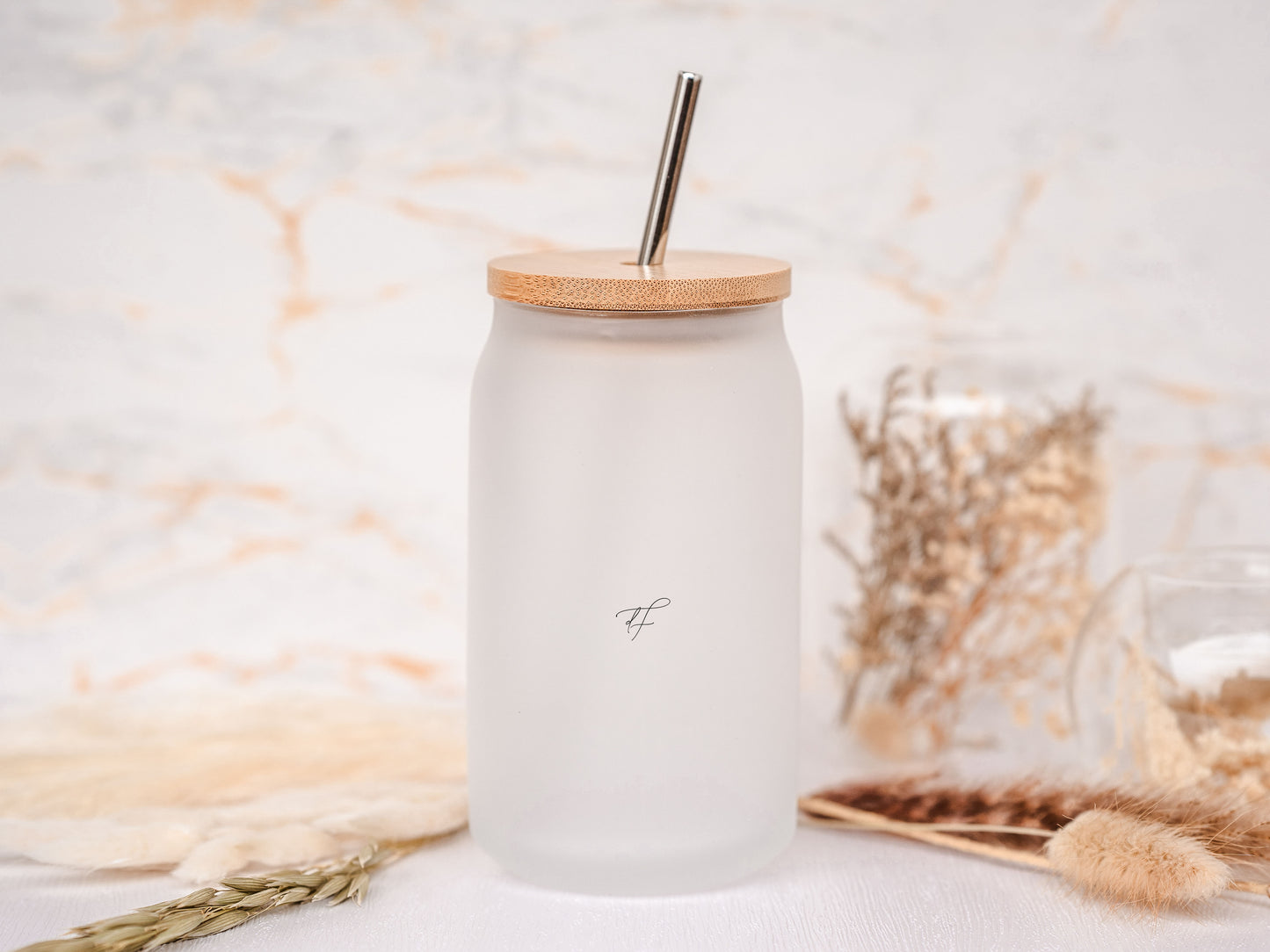 Trinkglas personalisiert - Initiale mit Blättern